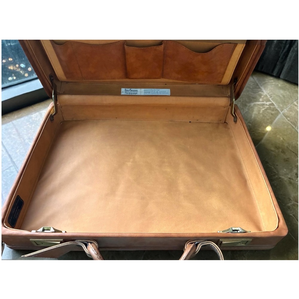 Vintage Hartmann Belting Leather Attache Briefcase Tan USA 18x13x5 - Picture 5 of 13